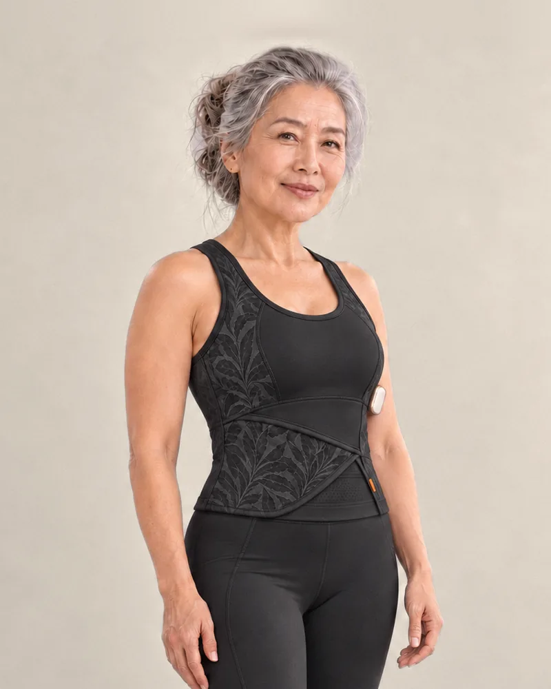 Woman wearing the Movement Tank in Black