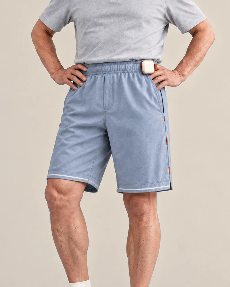 Man wearing the Walking Shorts in Mist